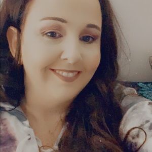 Meet your Posher, Whitney